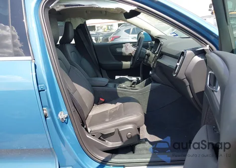 2024 Volvo Xc40 B5 Core Bright Theme z USA, uszkodzony, nr VIN YV4L12UK6R2374189